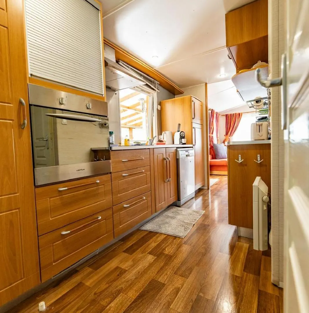 Oasis Village- 5 Etoiles Puget-sur Argens Francja